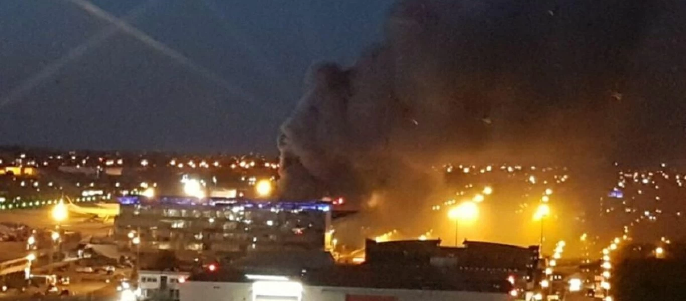 Βέλγιο: Μεγάλη φωτιά στο αεροδρόμιο της Λιέγης - Τρεις πτήσεις ανακατευθύνθηκαν σε άλλα αεροδρόμια (βίντεο)